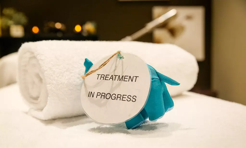 Indulge in a Pamper Package with Spa Access & Complimentary Thai Tea!