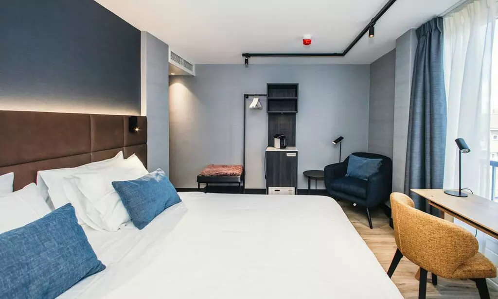 Doppelzimmer mit Frühstück