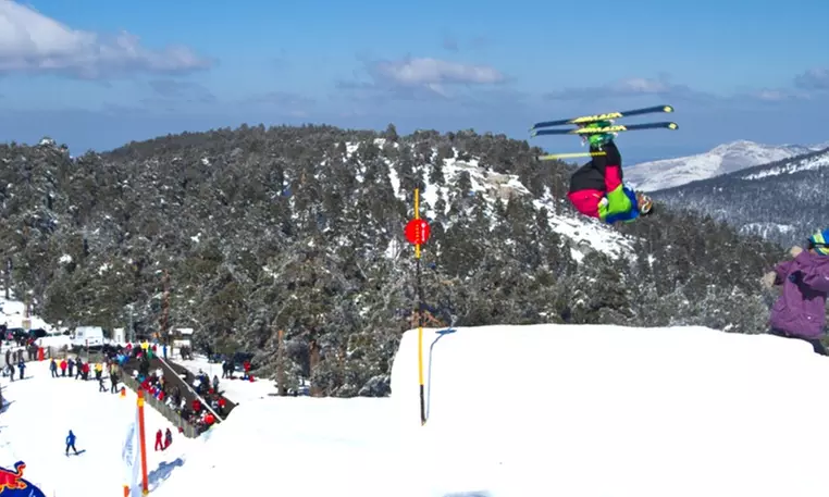 Forfait de Esquí con Alquiler Opcional en Puerto Navacerrada