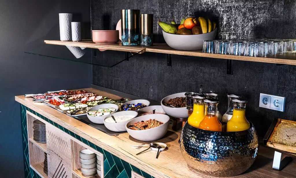 Zandvoort / Haarlem: King-Zimmer mit Frühstück