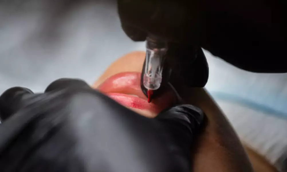 Efectos duraderos para una mirada impactante y cejas impecables