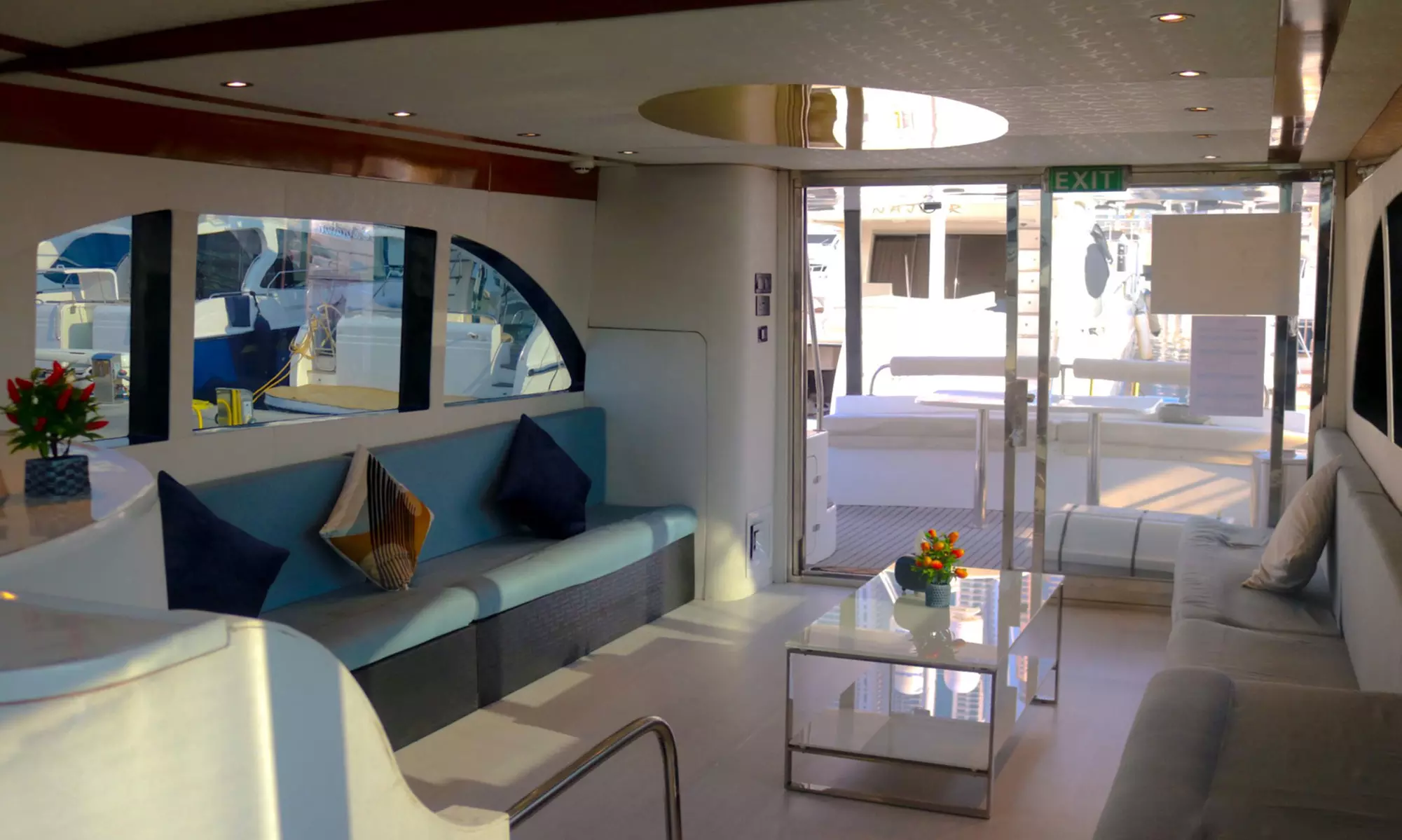 New 75ft Yacht Silver Queen V Up to 30pax for 1, 2, 3, or 4-hour