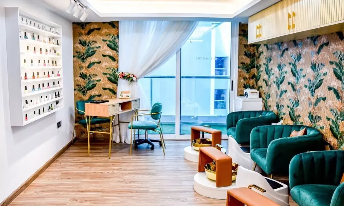 Experience a Body Spa with Aromatherapy, Swedish, and much more!