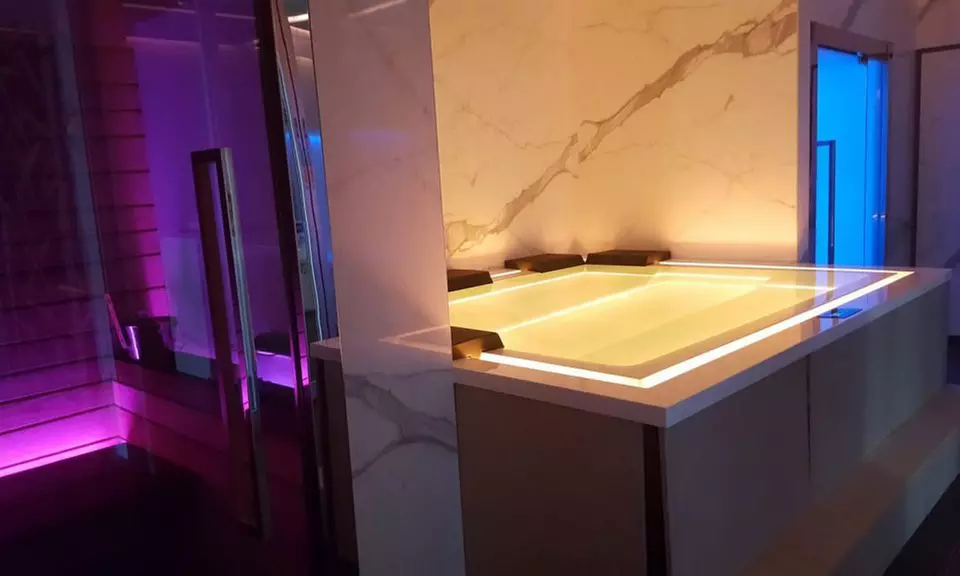 Spa di coppia con vino e camera in day use da Bio Spa Bologna