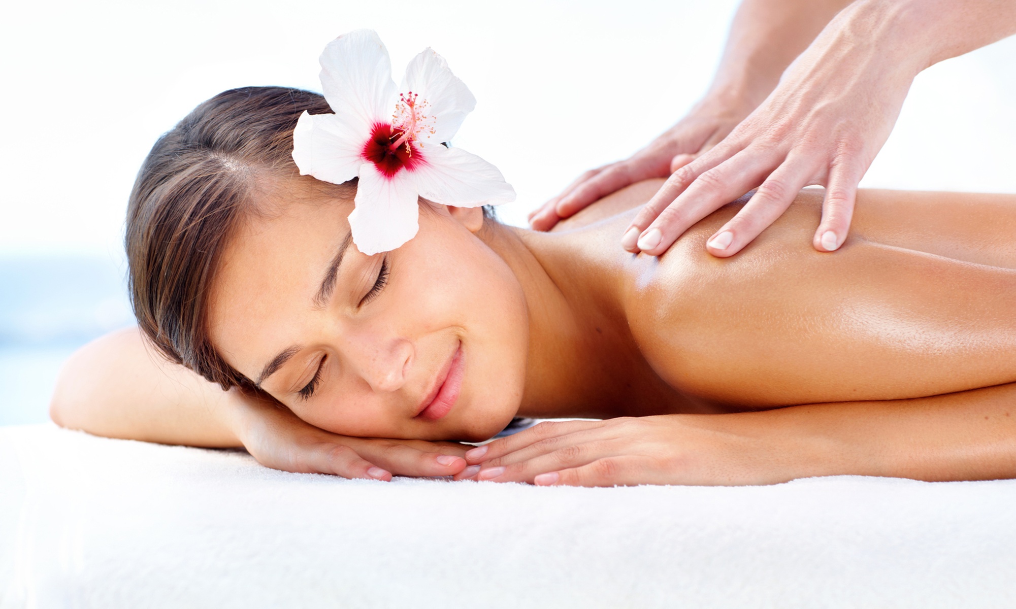 Godzina relaksu i pielęgnacji: 6 rodzajów masaży do wyboru