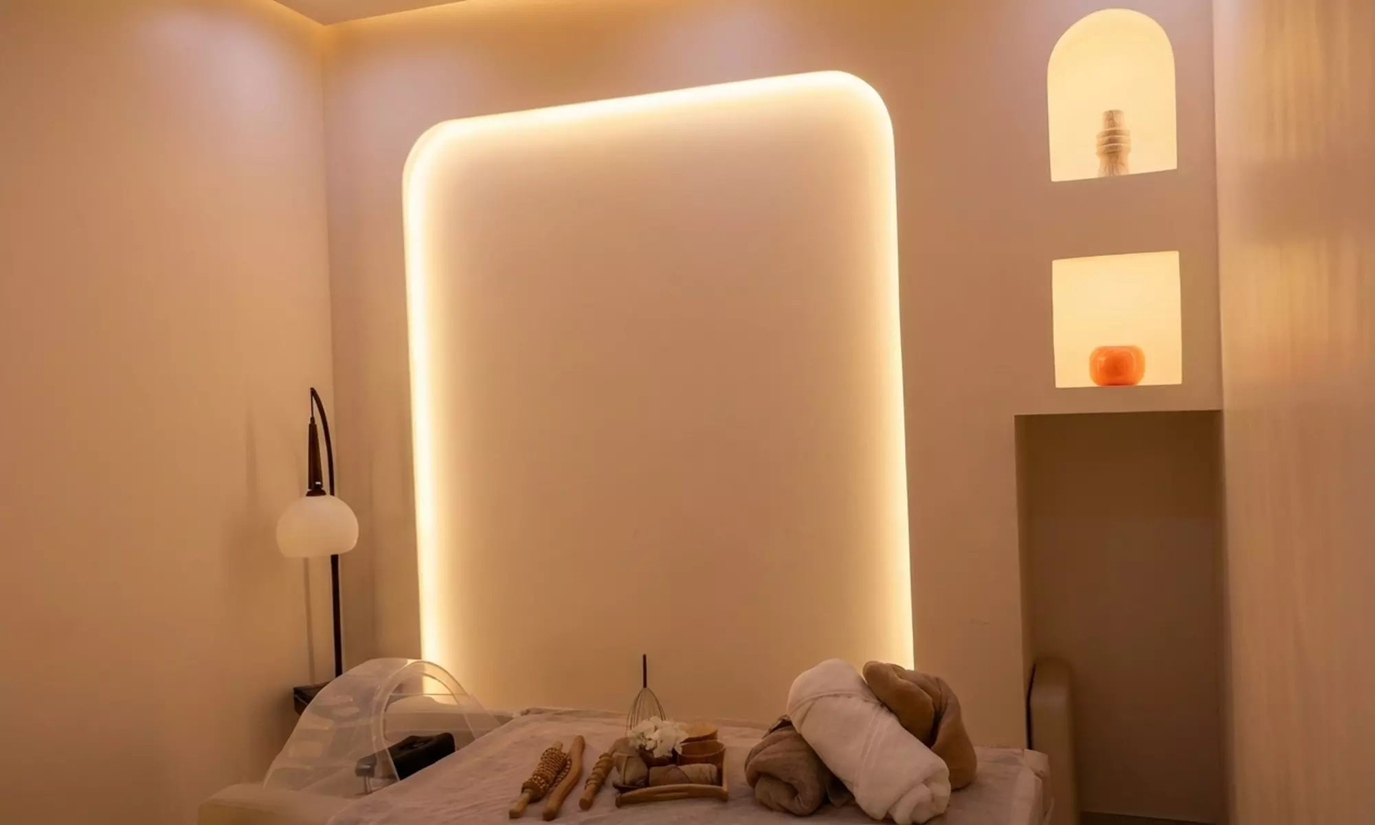 Facial & Nail Care Beauty Packages