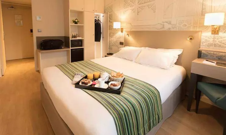 ILE-DE-FRANCE | Anthony - Hotel Montbriand Anthony 4*