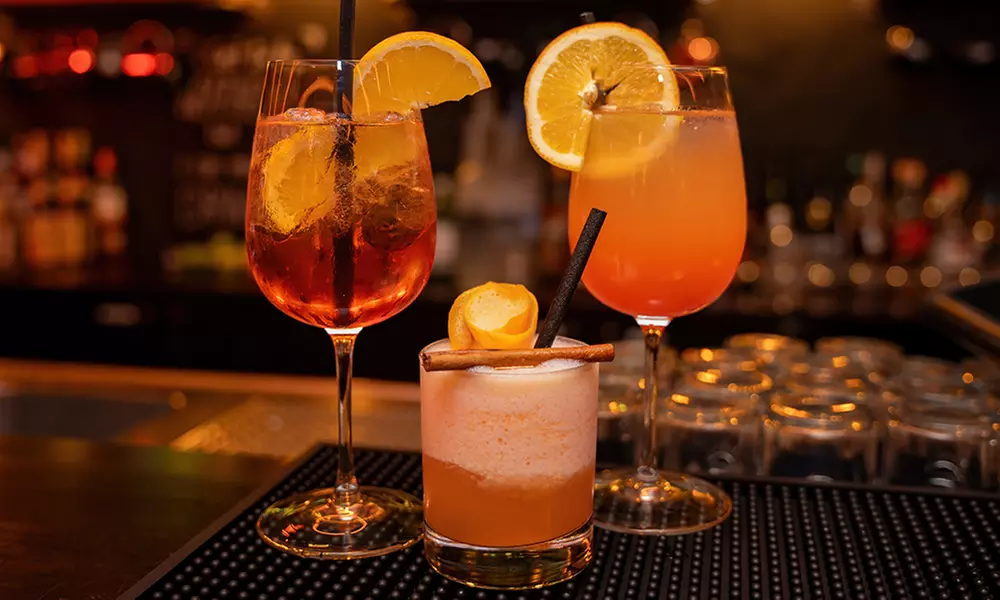 Trinkvergnügen zum halben Preis: Cocktails & Aperol Spritz