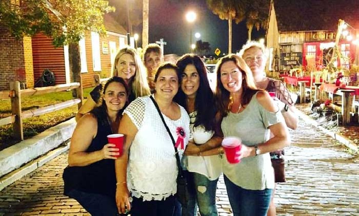 Spirits Pub Crawl for 1, 2, 3, or 4 People with Four Drinks Included