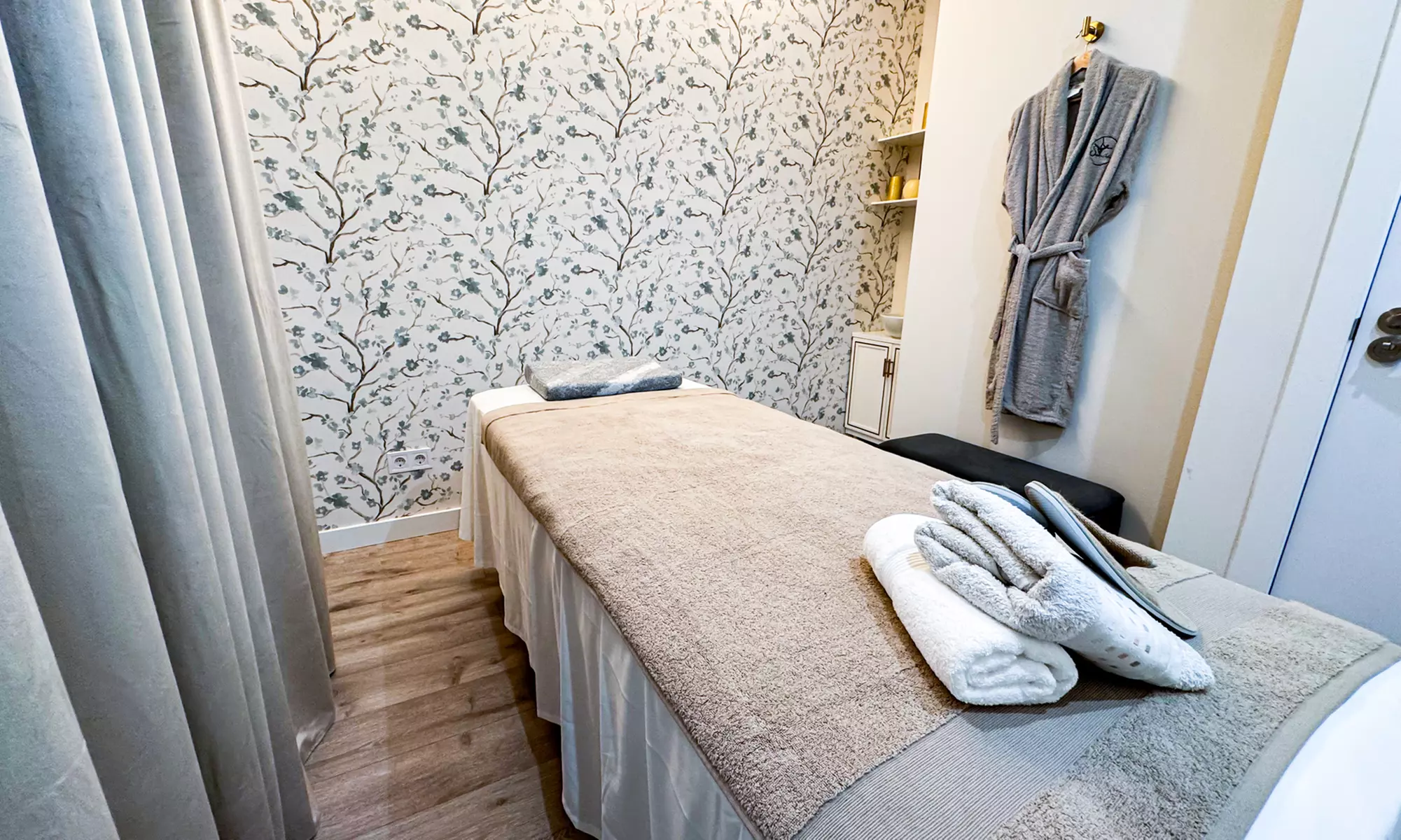 Taller para parejas con masaje total relax, reflexología podal y té