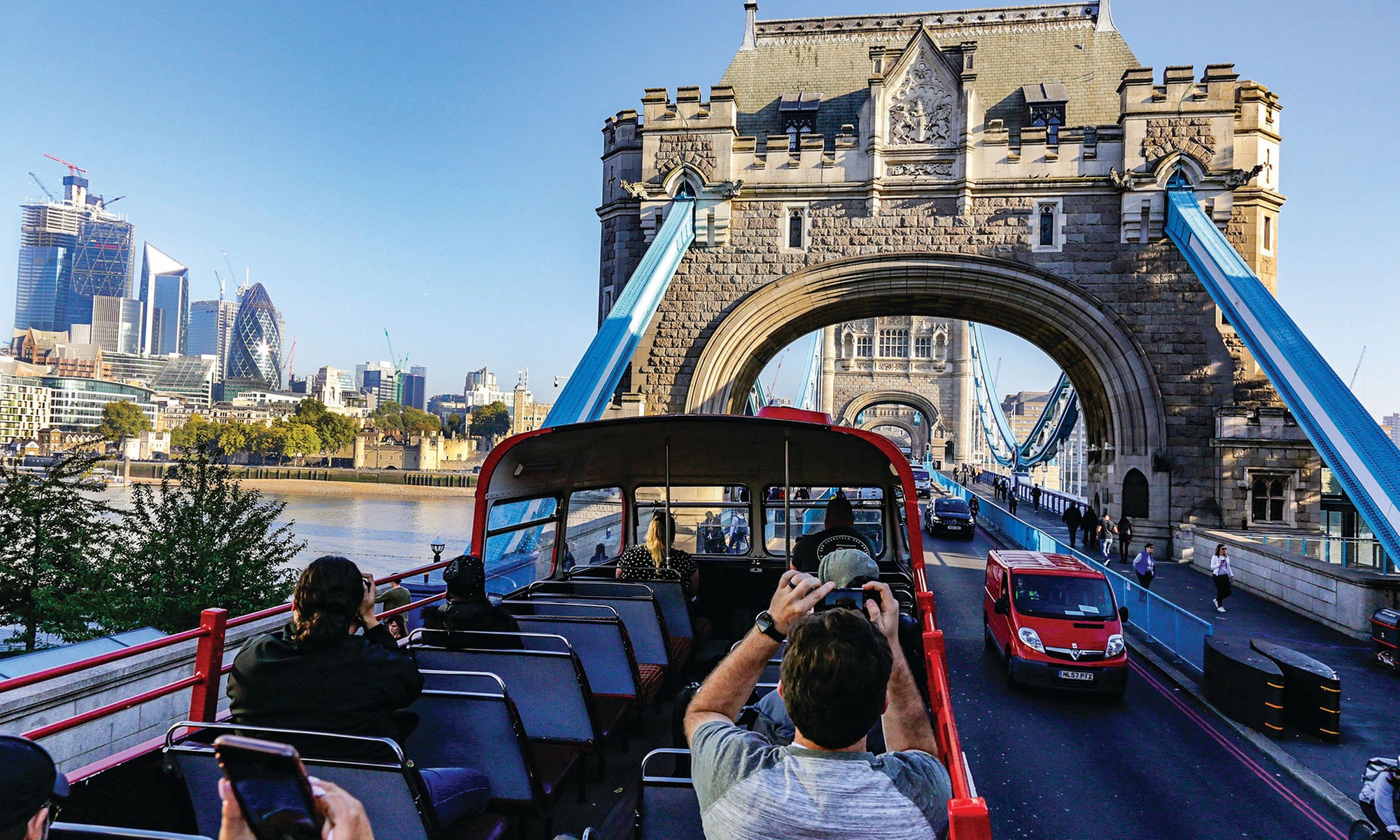 Open Top Vintage Bus Tour by Premium Tours