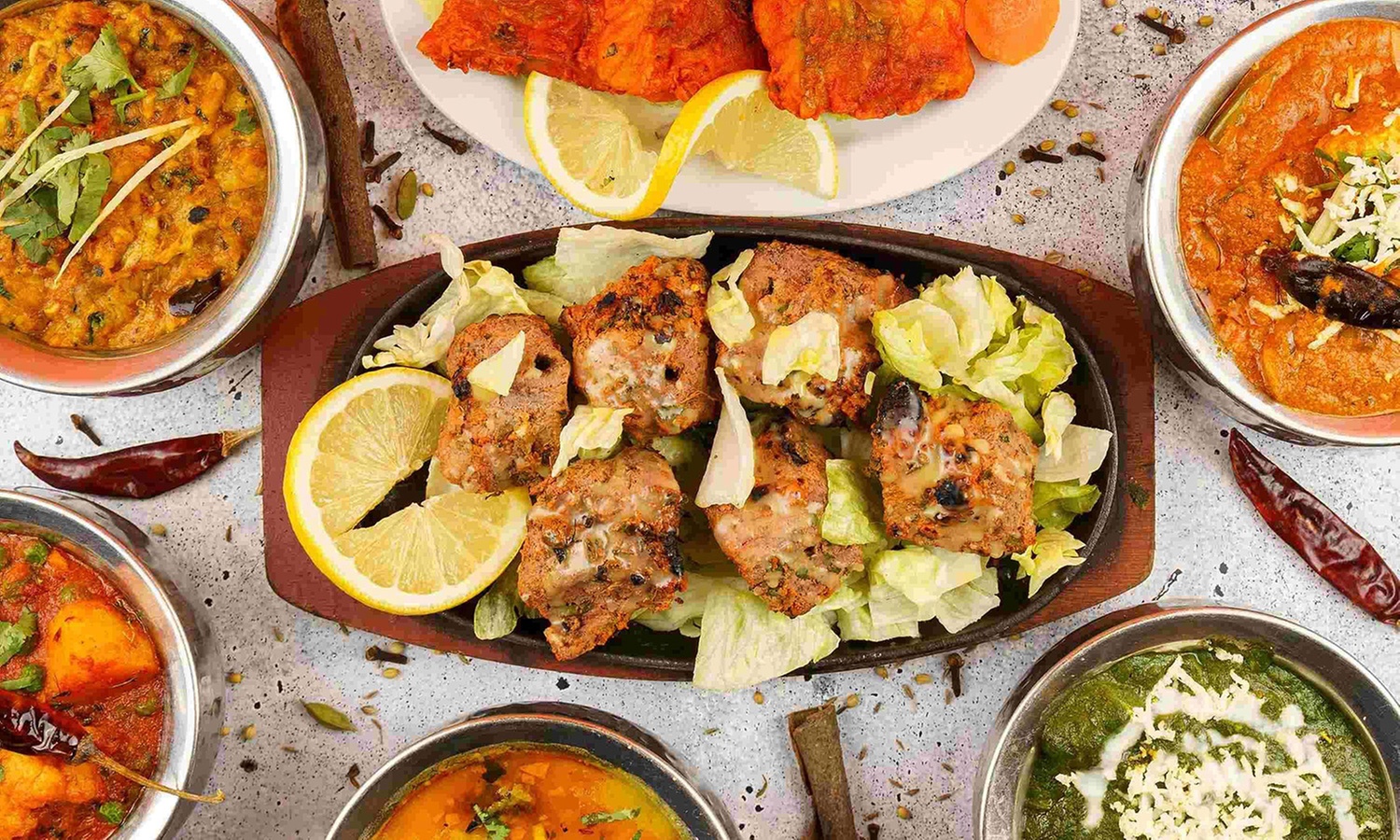 Indisches 3-Gänge-Menü nach Wahl inkl. Chai oder Mangolikör