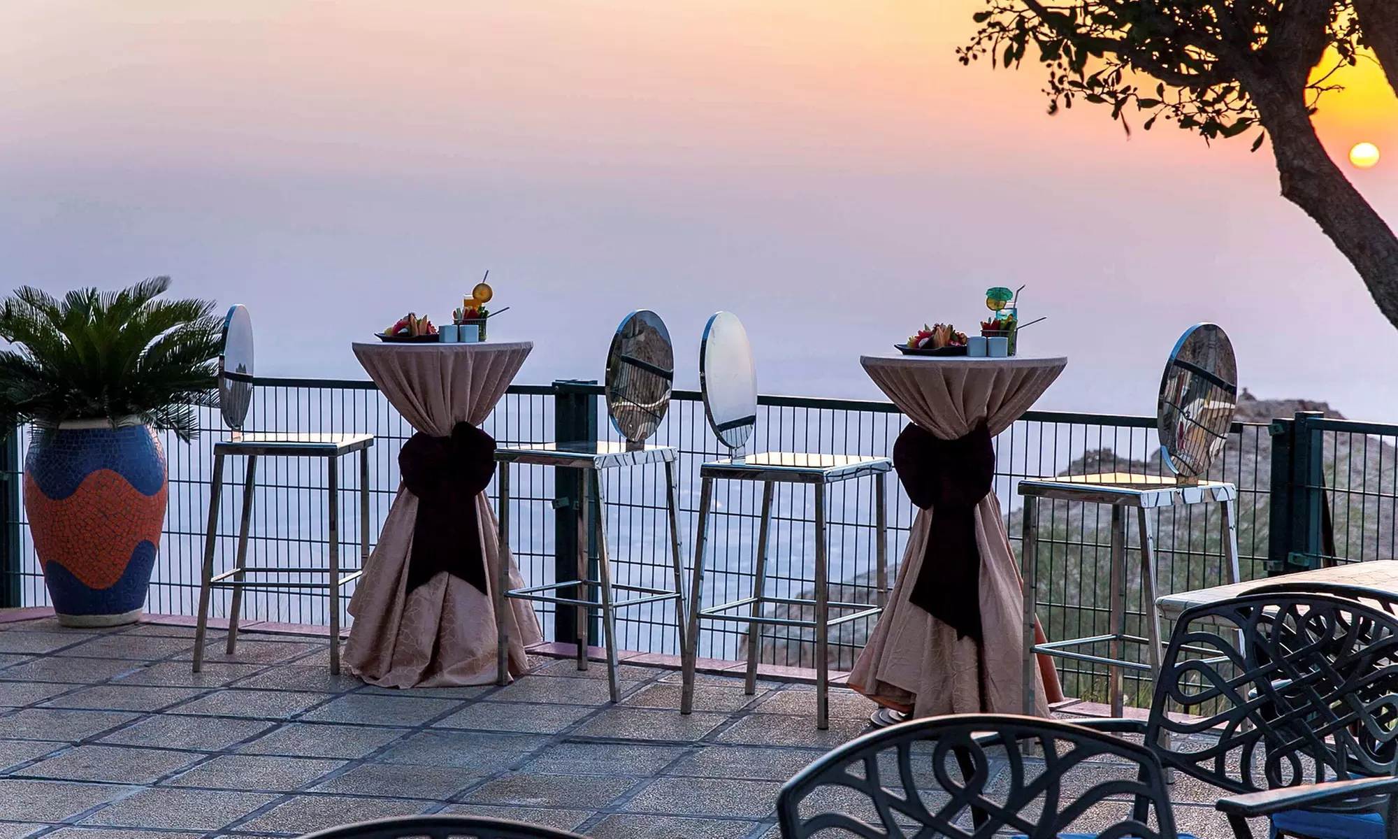 Al Ain: 4* Stay with Optional Breakfast