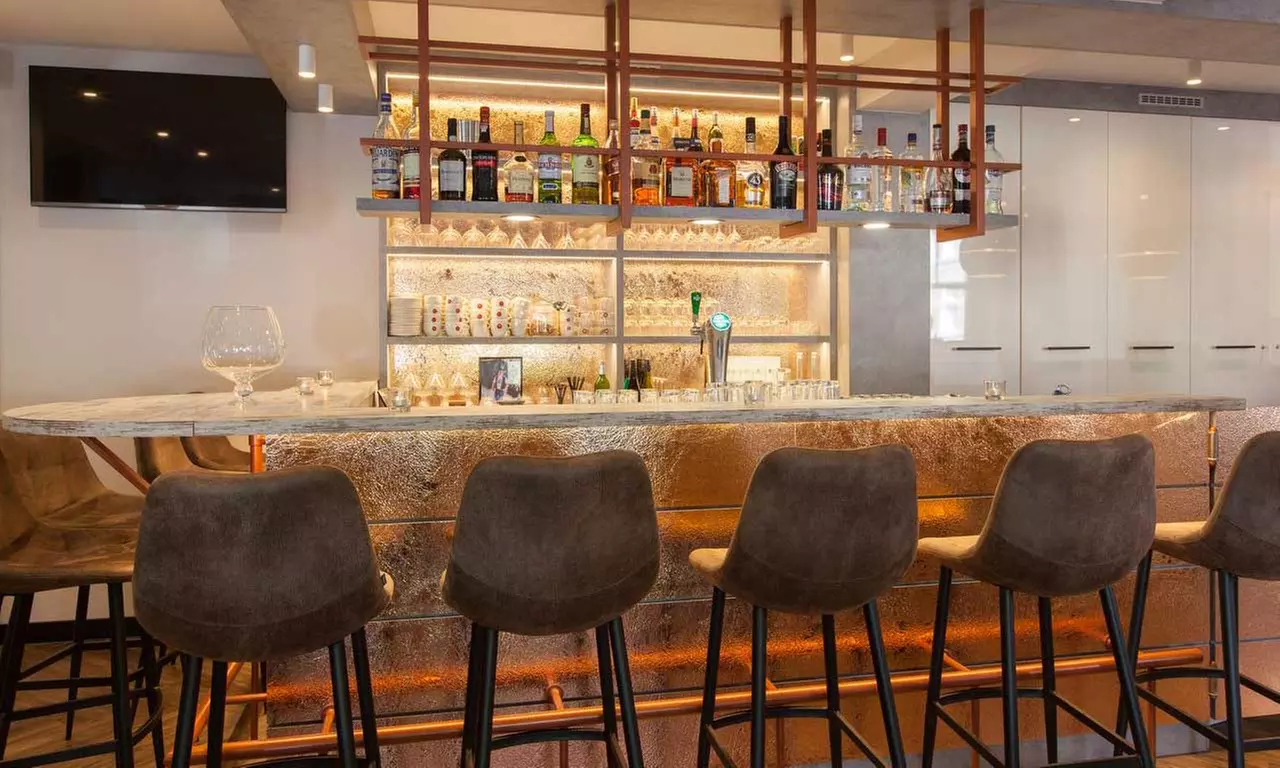 Den Haag: Zweibett-, King- oder Familienzimmer mit Frühstück