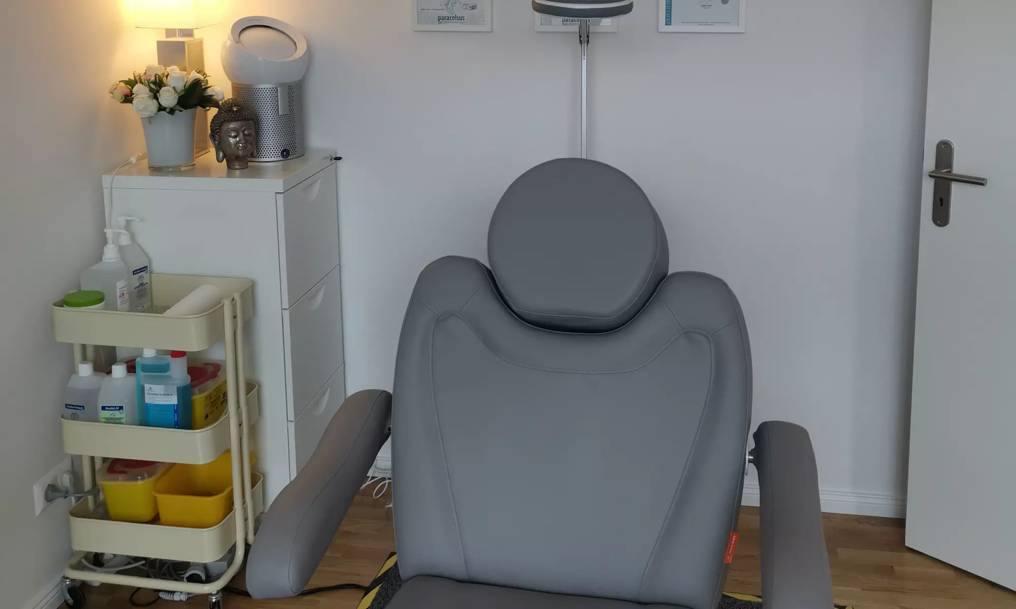 Plasma-Behandlung der Augenlider