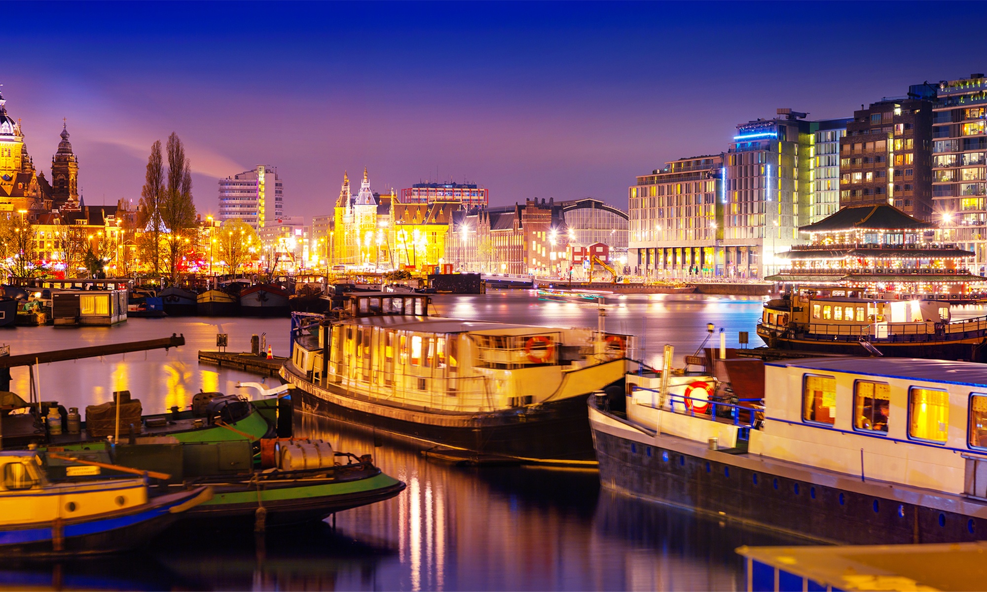 Amsterdam-Zuid: Standard or Large Double Room for 2 People