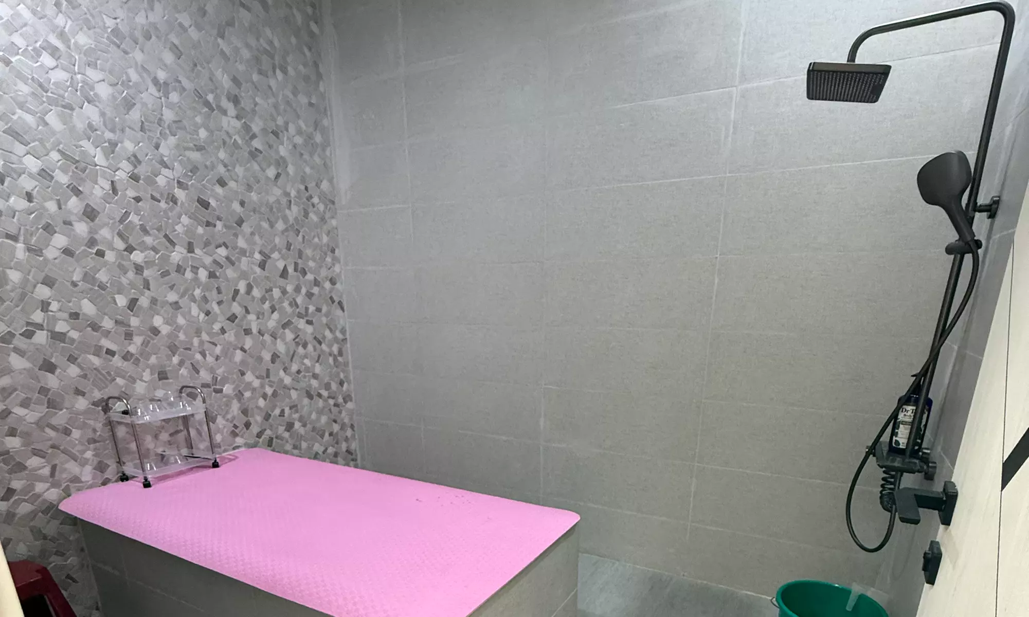 Classic Moroccan Bath with Optional Hair Care Add-Ons