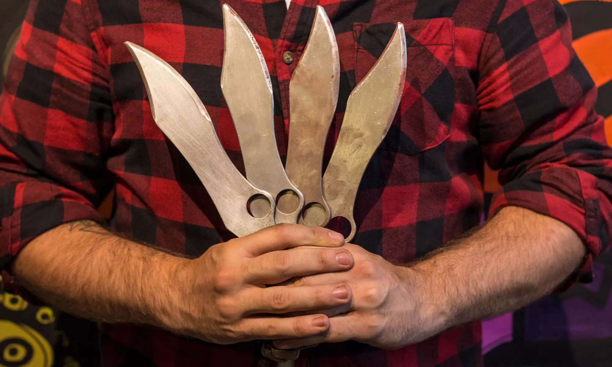 85 Min. Axt-& Messerwerfen auf bis zu 2 Bahnen für bis zu 4 Personen