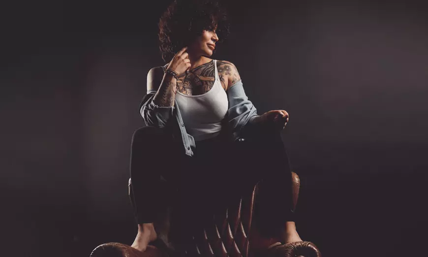 60 Min. Beauty Fotoshooting inkl. 2-5 Bildern + Geschenk