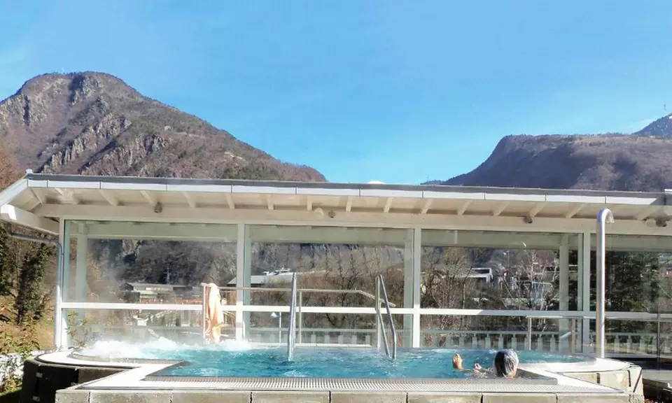 Savoyen: Superior-DZ mit Frühstück, opt. Spa, Fitness & Dinner