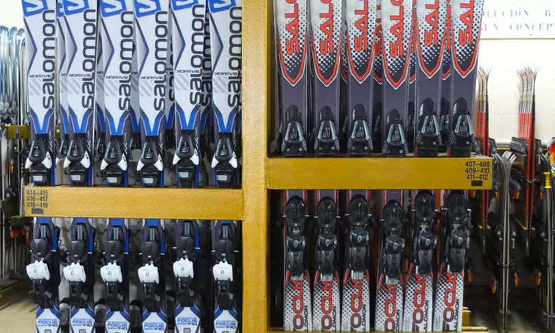 Alquiler de equipo completo de esquí o snow durante 1 o 2 días