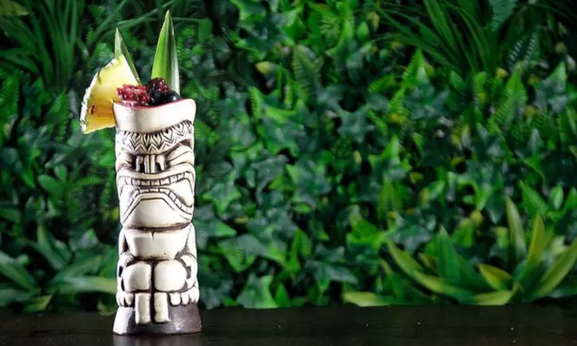 ❀ Menú Tropicana en la playa en el centro de Madrid