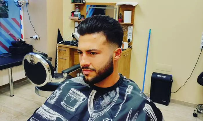 Usługi barberskie: strzyżenie męskie i strzyżenie brody