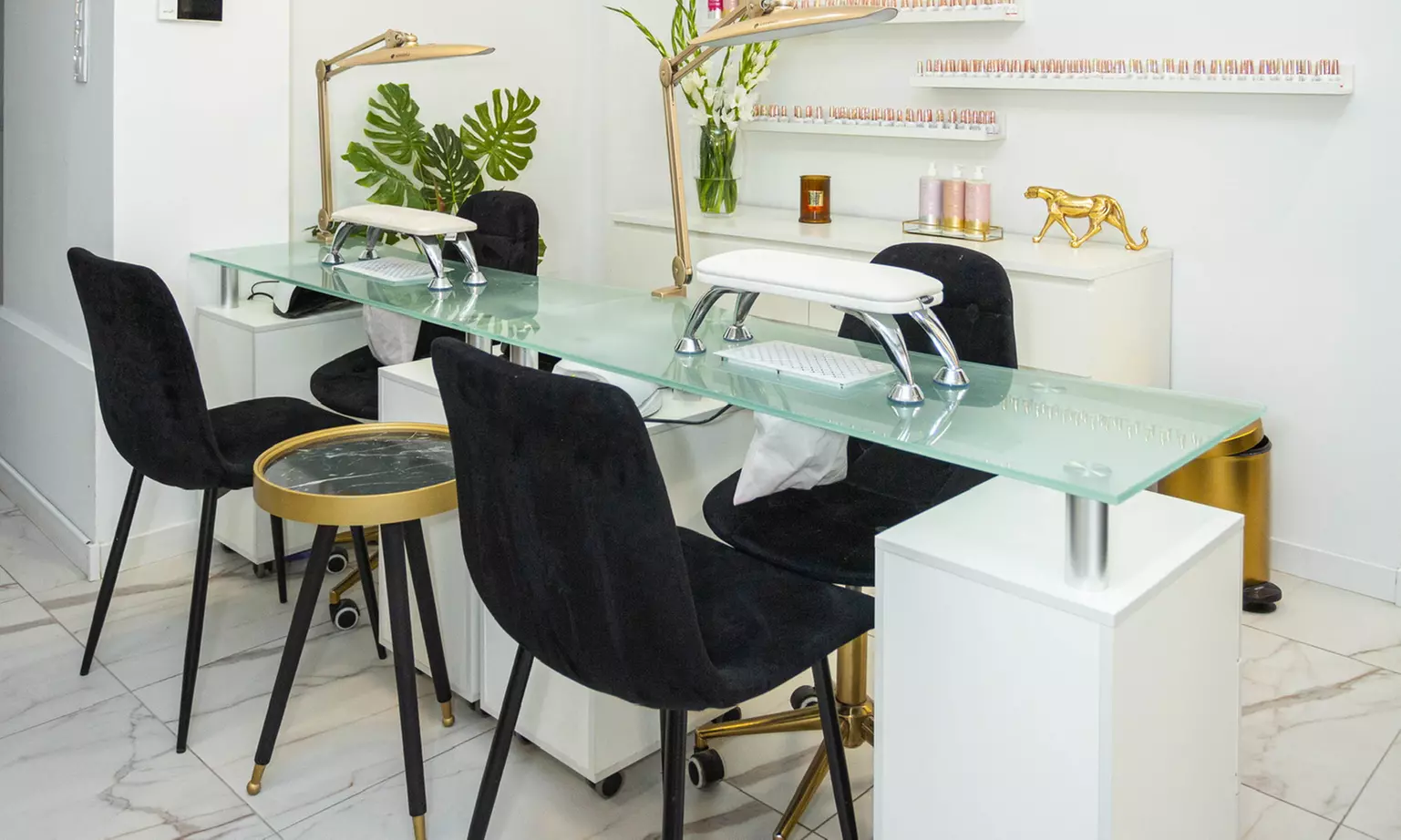 Oczyszczanie wodorowe i zabieg radiofrekfencji mikroigłowej