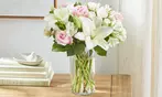 FTD Sympathy Collection: Hand-Arranged Remembrance Flowers