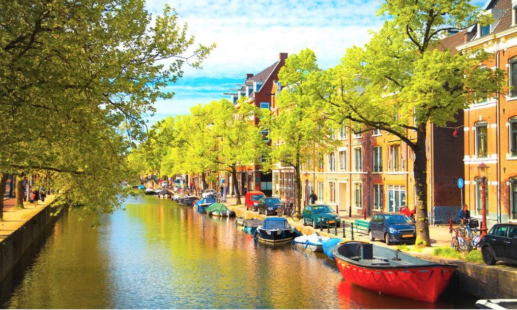 Amsterdam: Doppel- od. Familienzimmer mit Parken, opt. Frühstück