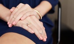 Manicura, pedicura o mani-pedicura con esmaltado semipermanente