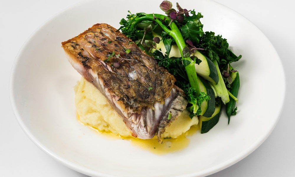 Indulge in Ocean Fresh Delights with Breathtaking Views