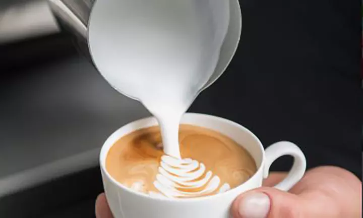 4-stündiger Latte Art Kurs für 1-2 Personen in karibischer Atmosphäre