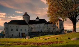 Bayern: 2-4 Nächte für Zwei im Doppelzimmer mit Halbpension & Sekt im Hotel & Restaurant Inntalhof in Kirchdorf am Inn