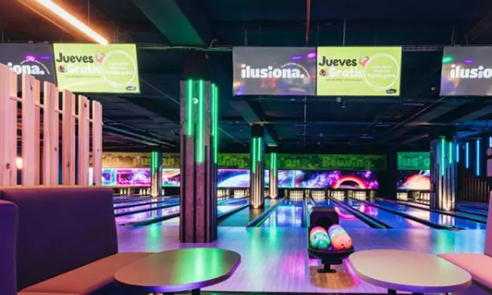 2 o 3 partidas de bolos con todo incluido: ¡zapatos, snack y bebida!