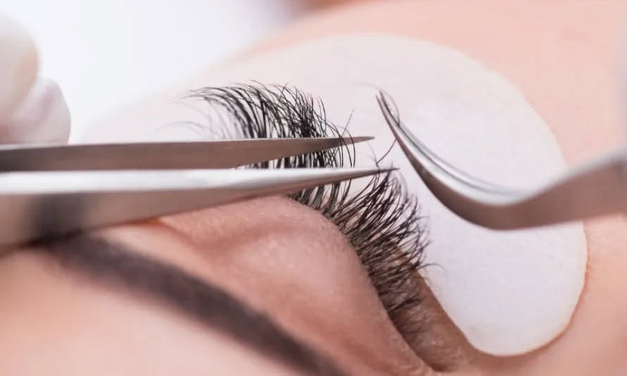 Pose cils à cils ou rehaussement cils avec Glambeauty By Cannes