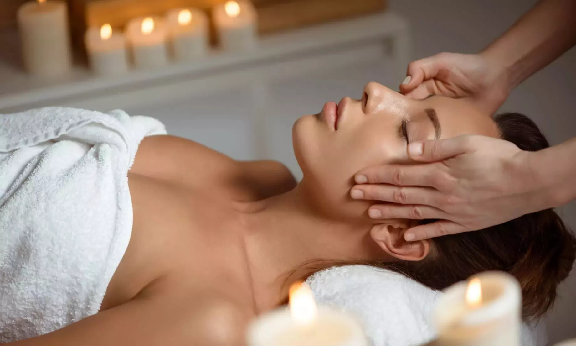 Limpieza de cutis con masaje facial en Eraesthetic