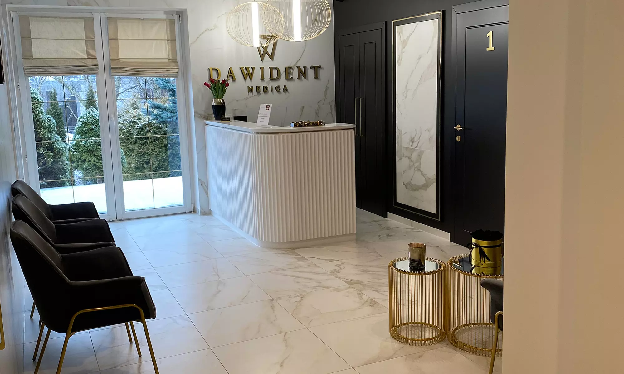 Skaling, piaskowanie, fluoryzacja i przegląd stomatologiczny