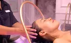 Aromaterapia y masaje facial con head spa japonés