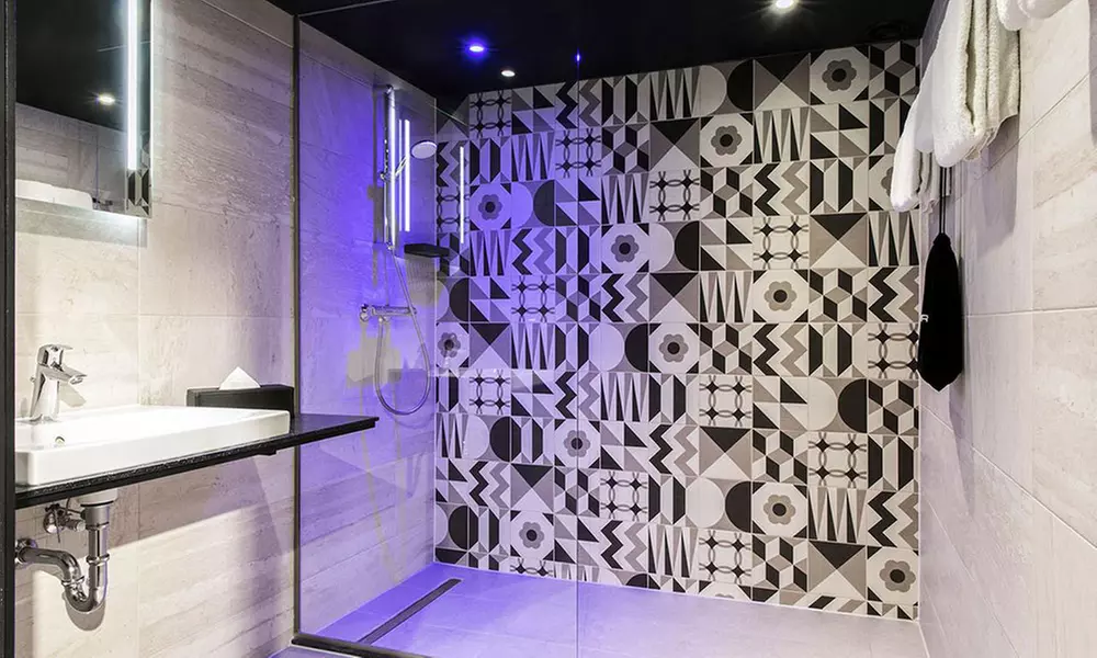 Rotterdam: kleines oder Komfort-Doppelzimmer, opt. mit Frühstück