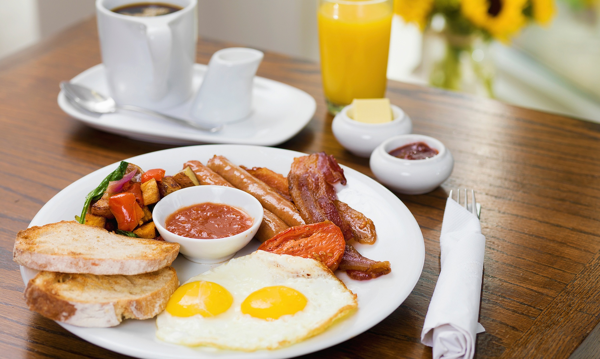 All Day Breakfast or Lunch and Drink for One, Two, or Four People