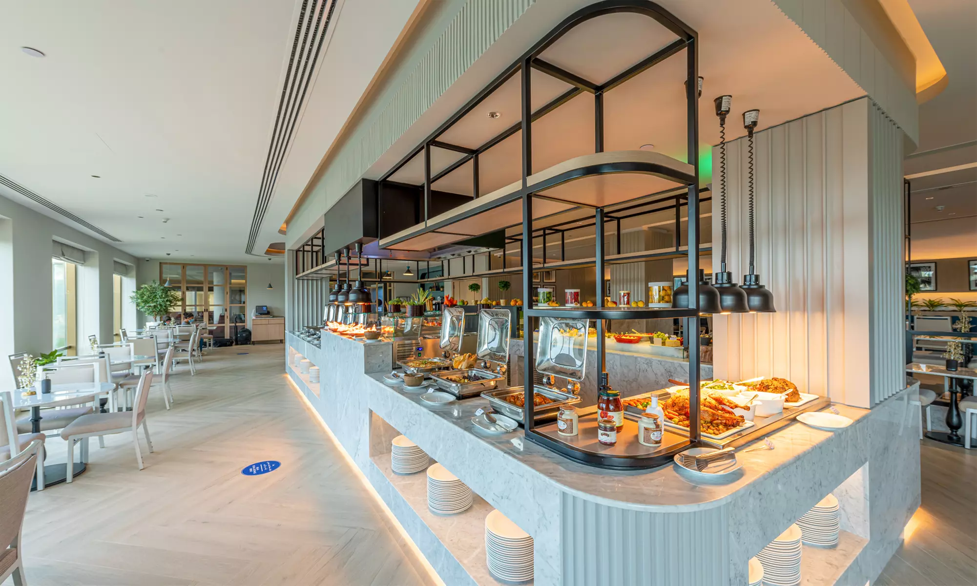 Delicious and Refreshing Lunch or Dinner Buffet with Beverages