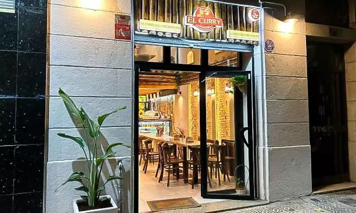 Menú indio-bengalí para 2 o 4 con entrante, principal, postre y bebida