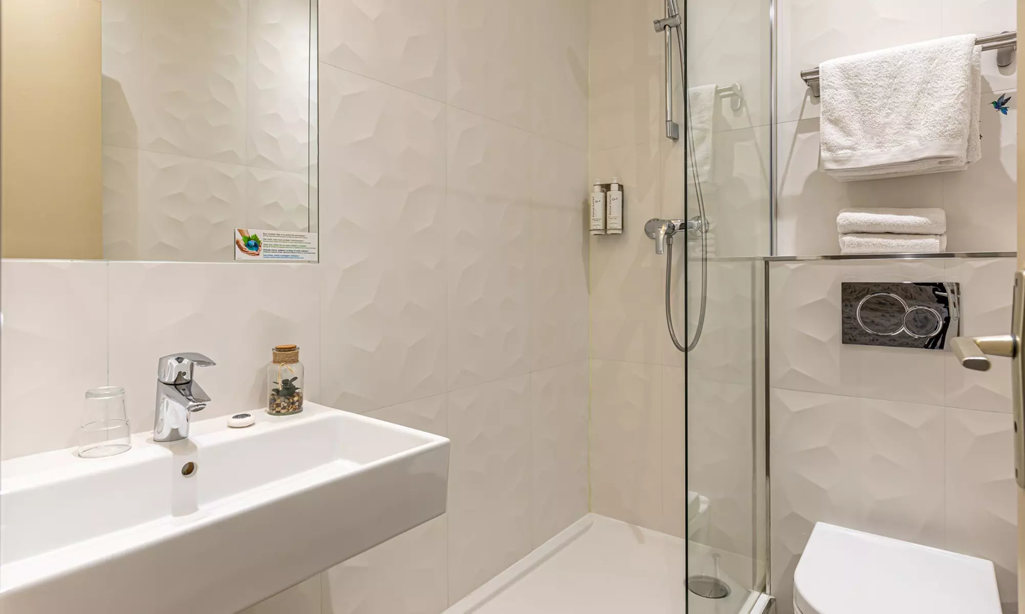 Paris: Doppelzimmer, opt. mit Frühstück und Bootsfahrt