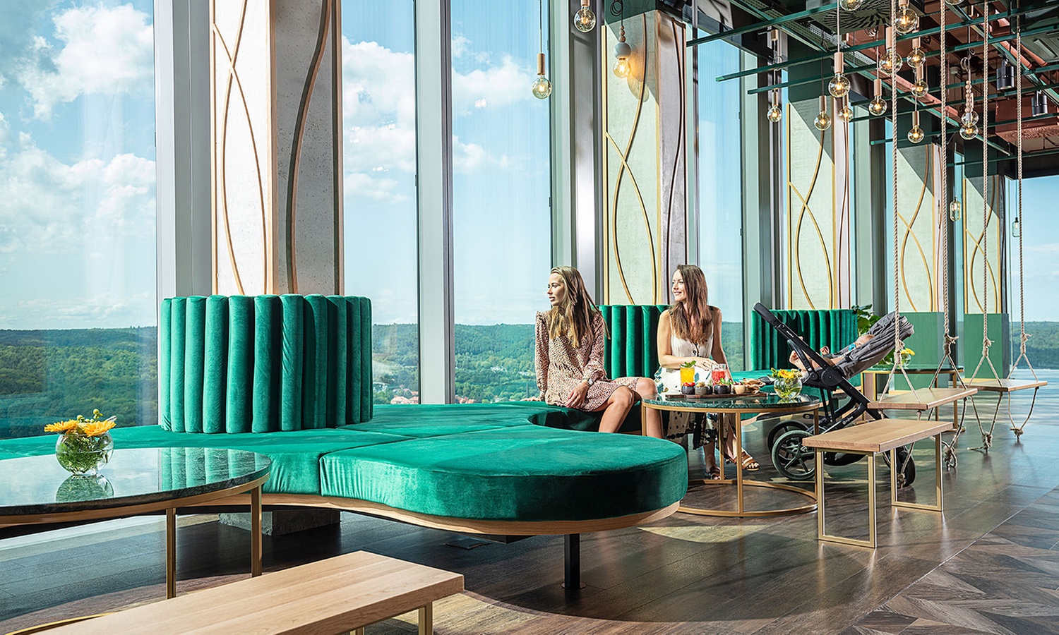 Do 8% zniżki na Park rozrywki w Taras Widokowy Olivia Star