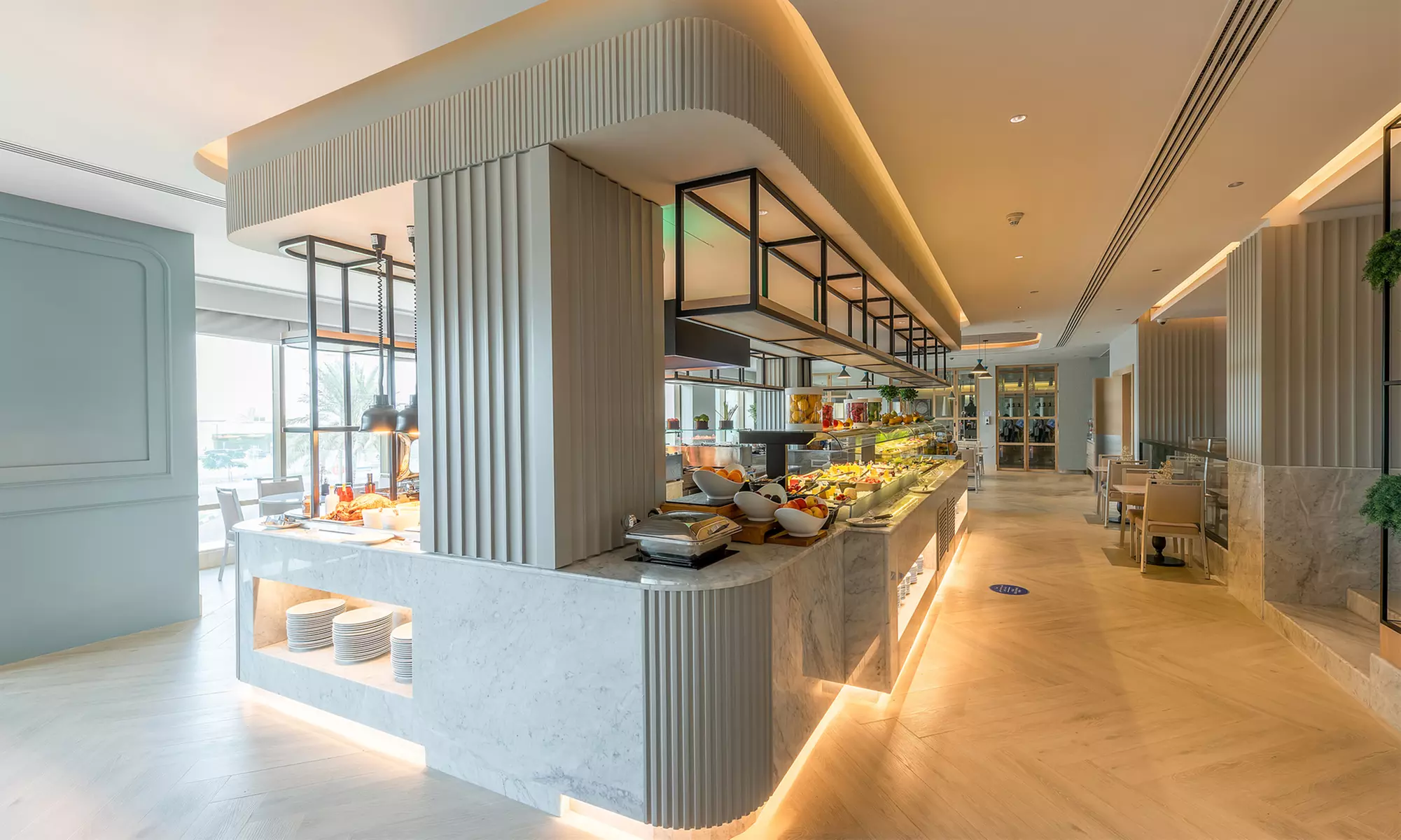 Delicious and Refreshing Lunch or Dinner Buffet with Beverages