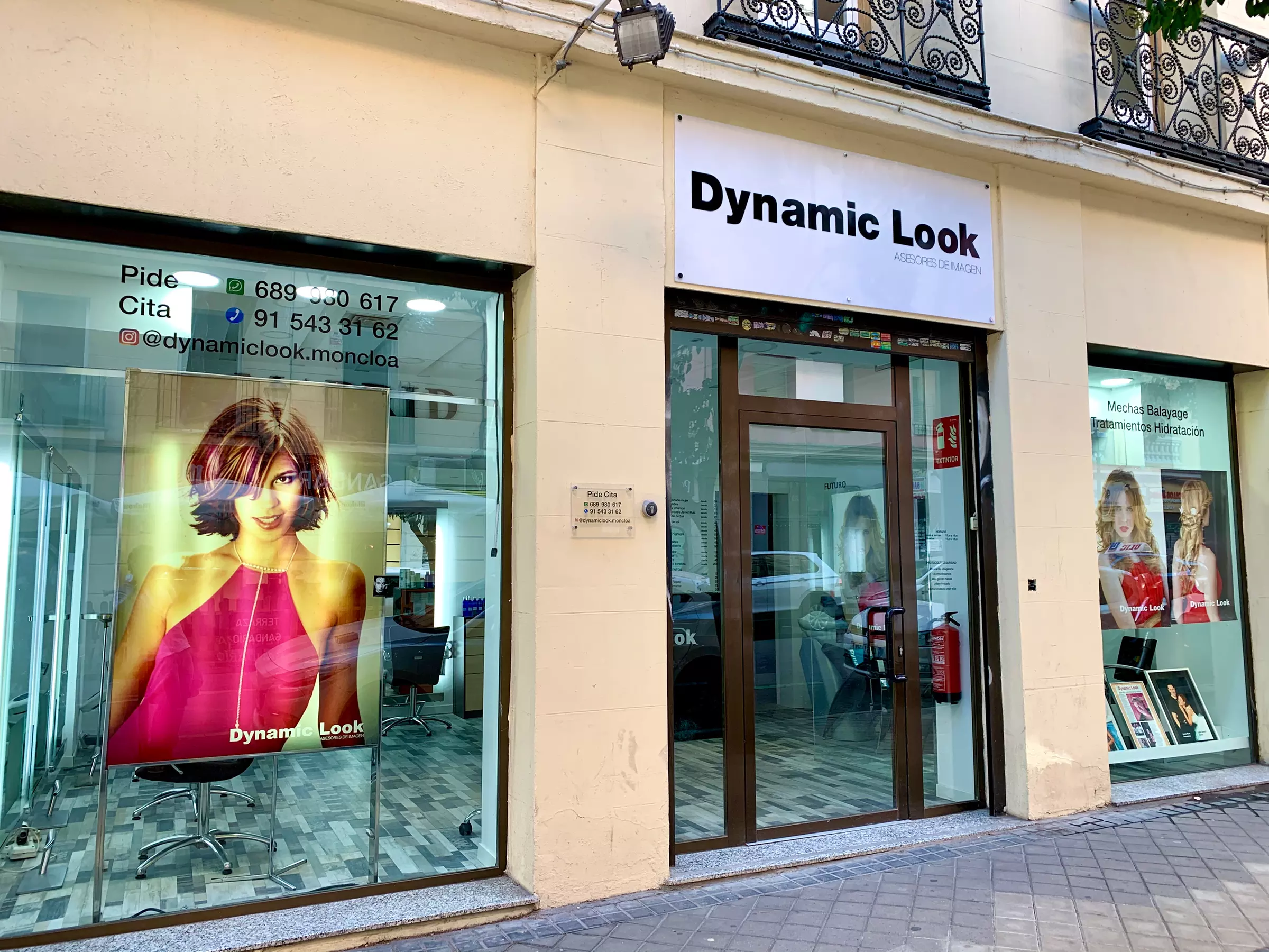 Sesión de peluquería con varias opciones en Dynamic Look