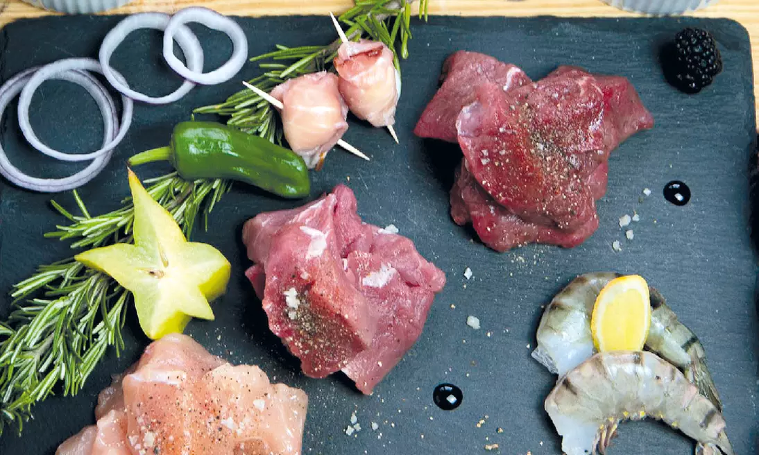 Exklusives Fonduedinner mit Feuerzangenbowle und optionalem Käsefondue