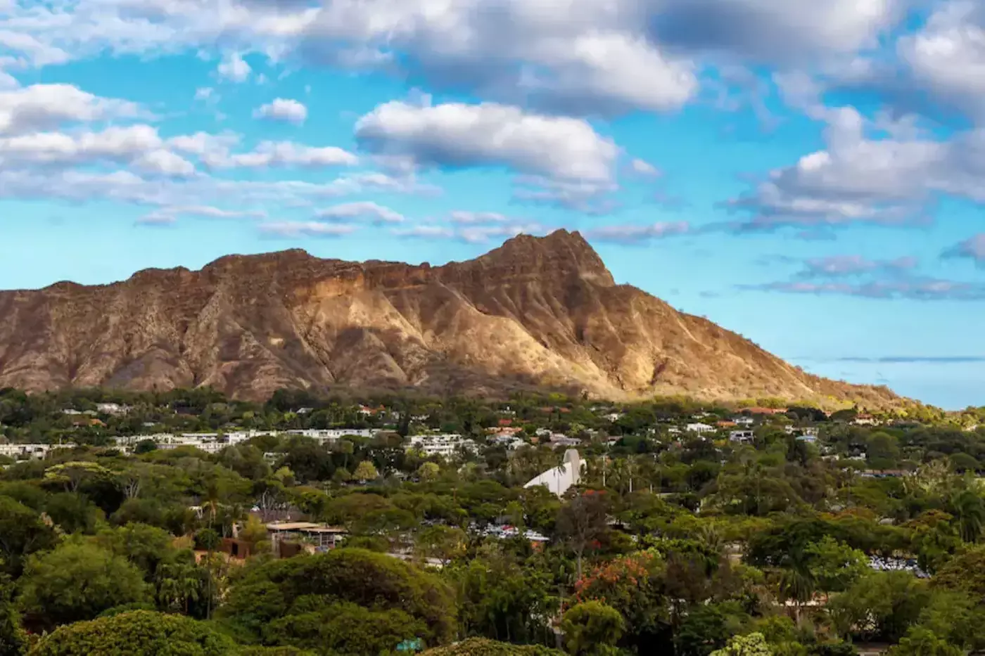 ✈ 4-Day Hawaii Vacation with Air from Great Value Vacations