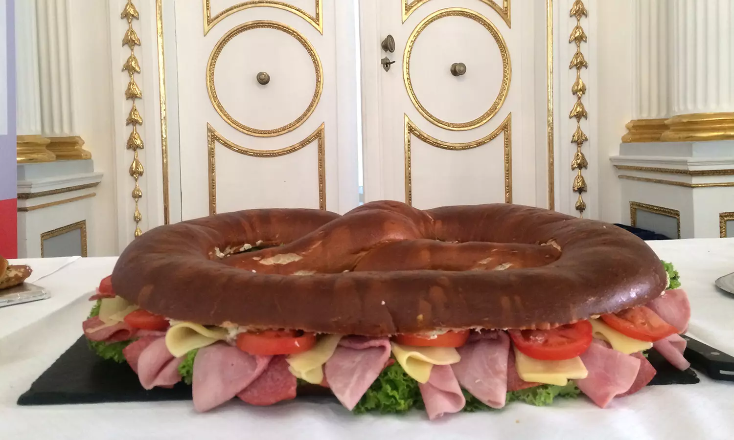 1 oder 2x herzhafte Breze inkl. Getränk oder Maxibreze nach Wahl